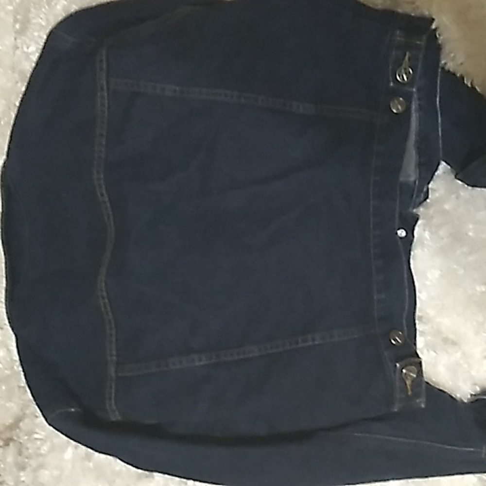Denim jacket🍂🍂 - Picture 2 of 3
